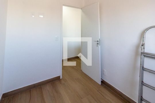 Quarto 1 de apartamento para alugar com 2 quartos, 47m² em Vila das Bandeiras, Guarulhos