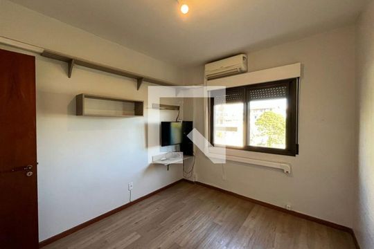 Quarto 1 de apartamento para alugar com 3 quartos, 140m² em Rio Branco, Porto Alegre
