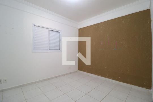 Quarto 1 de apartamento para alugar com 2 quartos, 58m² em Jardim Holanda, Uberlândia