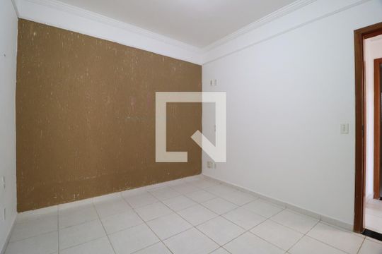 Quarto 1 de apartamento para alugar com 2 quartos, 58m² em Jardim Holanda, Uberlândia