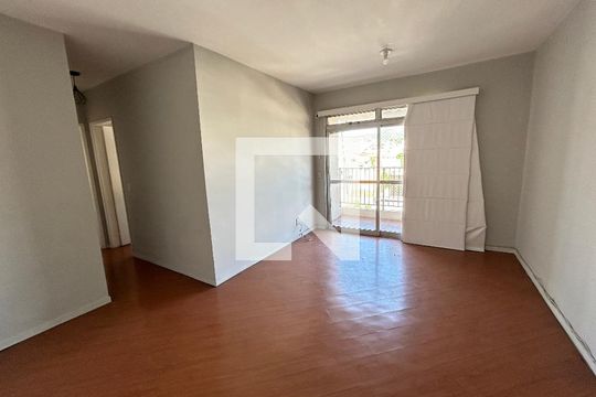 Apartamento à venda com 2 quartos, 72m² em Vila Valqueire, Rio de Janeiro
