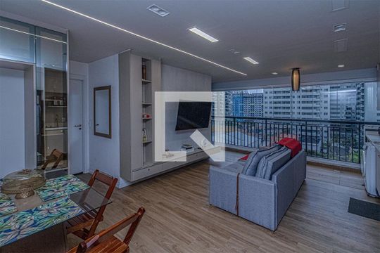 Apartamento à venda com 3 quartos, 73m² em Vila Nair, São Paulo