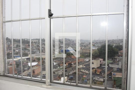 Vista do Quarto 1 de apartamento para alugar com 3 quartos, 90m² em Chacara Santa Maria, Embu das Artes