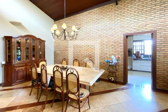 Sala de Jantar de casa de condomínio à venda com 4 quartos, 400m² em Ville de Montagne, Nova Lima