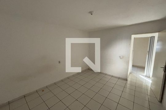 Quarto 1 de casa para alugar com 2 quartos, 130m² em Vila Robertina, São Paulo