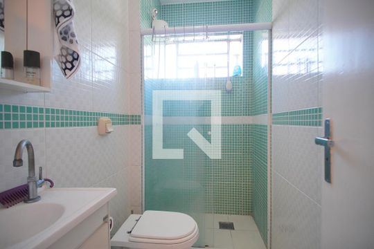 Banheiro  de apartamento à venda com 1 quarto, 42m² em Cristo Rei, São Leopoldo