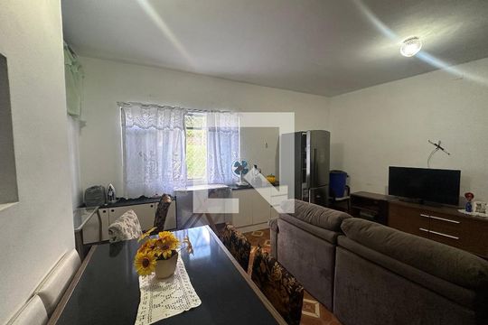 Casa à venda com 3 quartos, 323m² em Jardim Belval, Barueri