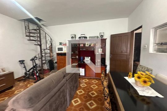Casa à venda com 3 quartos, 323m² em Jardim Belval, Barueri