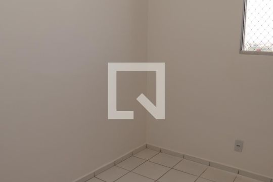 Apartamento à venda com 3 quartos, 75m² em Setor Goiânia 2, Goiânia