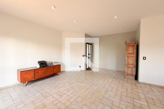 Sala de casa de condomínio à venda com 5 quartos, 660m² em Jardim Novo Mundo, Jundiaí