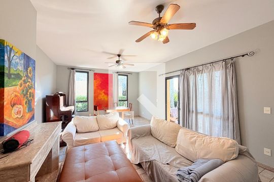 Sala 2 de casa de condomínio à venda com 5 quartos, 660m² em Jardim Novo Mundo, Jundiaí