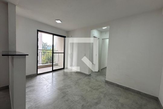 Sala de apartamento para alugar com 2 quartos, 60m² em Jardim Maria Helena, Barueri