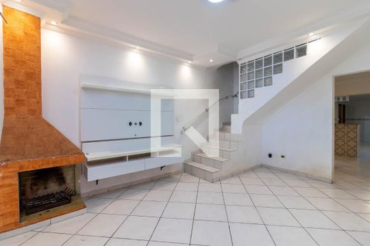 Casa à venda com 3 quartos, 85m² em Jardim Sonia, São Paulo