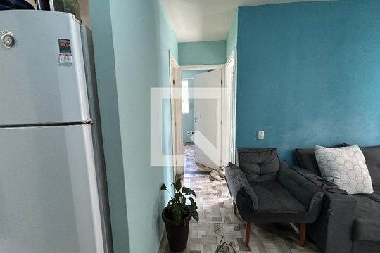 Corredor de apartamento à venda com 2 quartos, 43m² em Bonsucesso, Rio de Janeiro