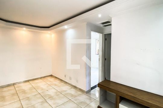 Sala  de apartamento à venda com 2 quartos, 68m² em Jardim Santa Teresinha, São Paulo