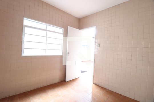 Quarto 1 de casa para alugar com 9 quartos, 300m² em Centro, Uberlândia