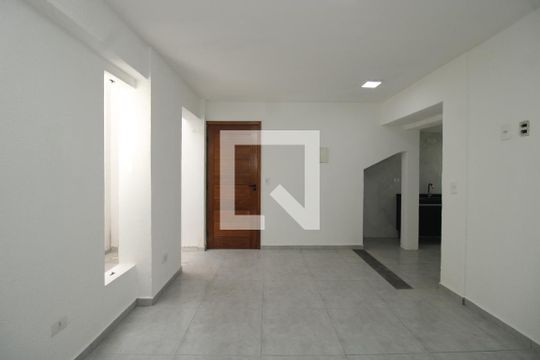 Sala/Quarto de kitnet/studio para alugar com 1 quarto, 35m² em Vila Dom Pedro I, São Paulo
