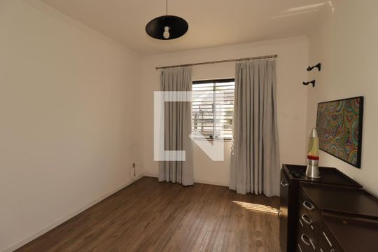 Quarto 1 de casa à venda com 3 quartos, 115m² em Pinheirinho, Santo André