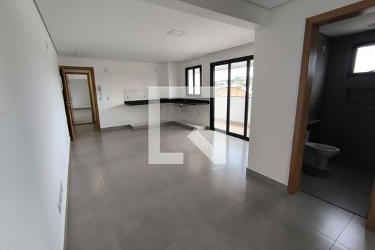 Sala/Cozinha de apartamento para alugar com 2 quartos, 68m² em Daniel Fonseca, Uberlândia