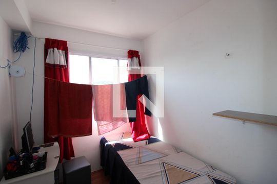 Quarto 1 de casa à venda com 2 quartos, 32m² em Itaquera, São Paulo