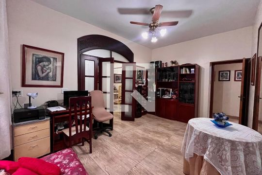 Quarto 1 de apartamento à venda com 3 quartos, 123m² em Copacabana, Rio de Janeiro