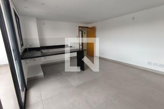 Sala/Cozinha de apartamento para alugar com 2 quartos, 68m² em Daniel Fonseca, Uberlândia
