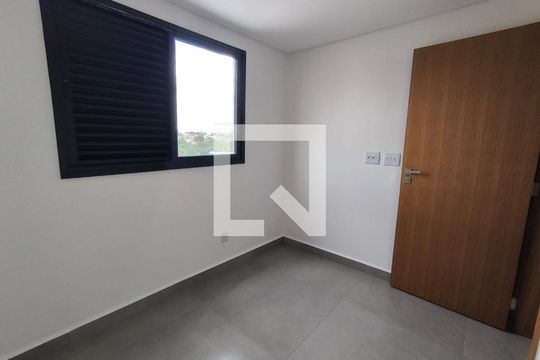 Quarto 1 de apartamento para alugar com 2 quartos, 68m² em Daniel Fonseca, Uberlândia
