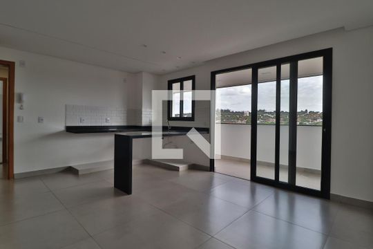 Sala/Cozinha de apartamento para alugar com 2 quartos, 68m² em Daniel Fonseca, Uberlândia