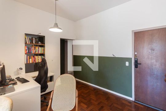 Sala de apartamento à venda com 2 quartos, 77m² em Tijuca, Rio de Janeiro