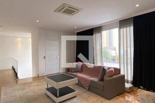 Sala 2 de casa à venda com 4 quartos, 600m² em Umuarama, Osasco