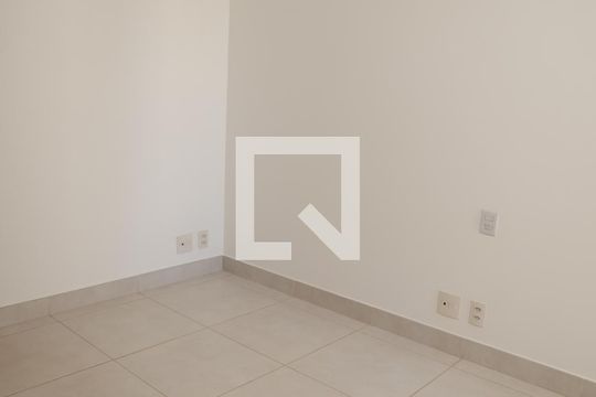Quarto 1 de apartamento para alugar com 2 quartos, 118m² em Jardim Goiás, Goiânia