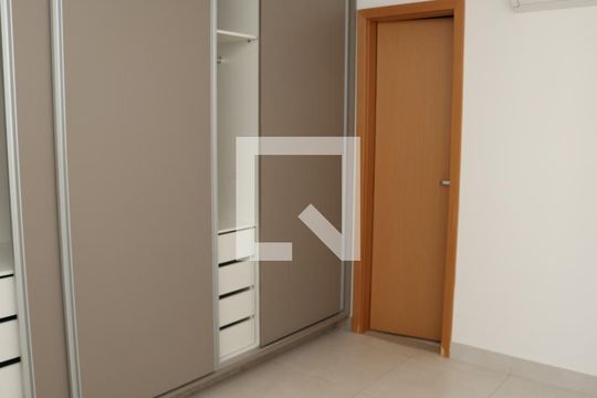 Quarto 1 de apartamento para alugar com 2 quartos, 118m² em Jardim Goiás, Goiânia