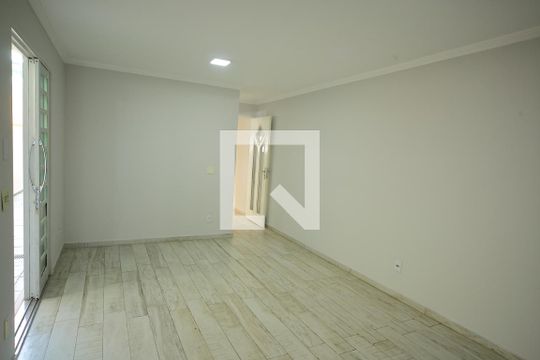 Sala de estar  de casa à venda com 5 quartos, 236m² em Cidade Miramar, São Bernardo do Campo