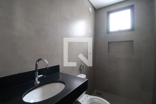 Banheiro Social de apartamento para alugar com 4 quartos, 185m² em Daniel Fonseca, Uberlândia