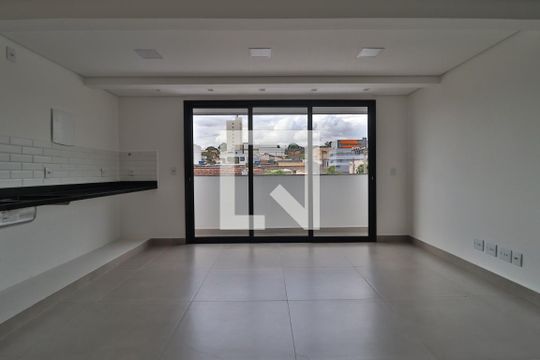 Sala/Cozinha de apartamento para alugar com 4 quartos, 185m² em Daniel Fonseca, Uberlândia