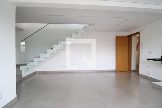 Apartamento para alugar com 4 quartos, 185m² em Daniel Fonseca, Uberlândia