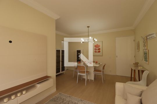Sala de apartamento à venda com 2 quartos, 54m² em Jardim Santo André, Santo André
