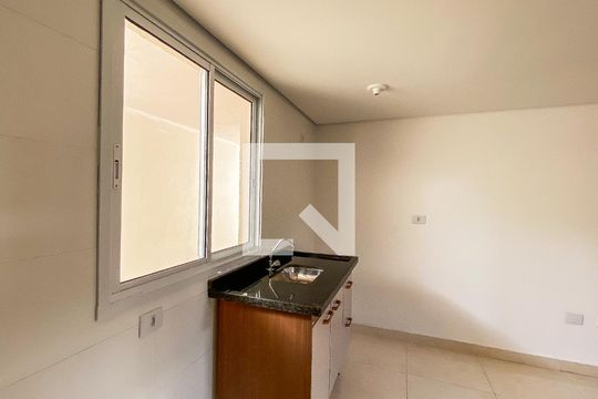 Cozinha/área de serviço  de apartamento para alugar com 2 quartos, 43m² em Vila Centenario, São Paulo