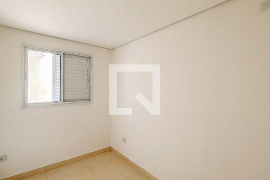 Quarto 1 de apartamento para alugar com 2 quartos, 43m² em Vila Centenario, São Paulo