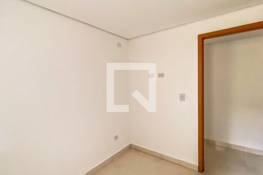 Quarto 1 de apartamento para alugar com 2 quartos, 43m² em Vila Centenario, São Paulo