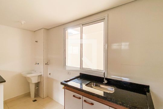 Cozinha/área de serviço  de apartamento para alugar com 2 quartos, 43m² em Vila Centenario, São Paulo