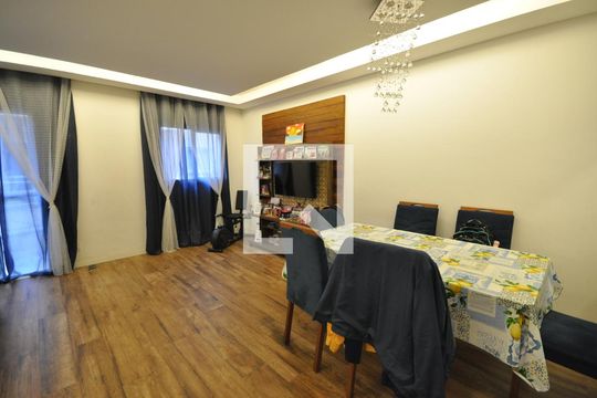 Casa de Condomínio à venda com 3 quartos, 177m² em Barro Branco (zona Norte), São Paulo