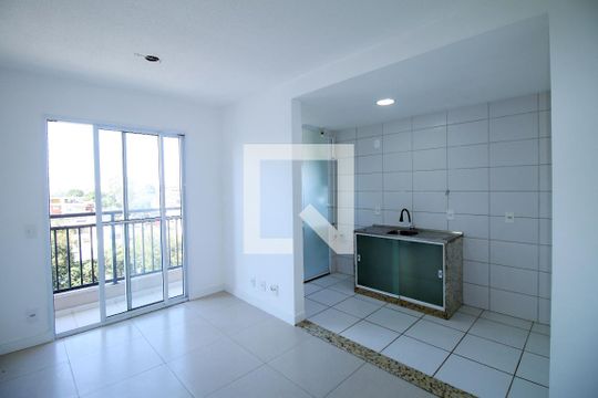 Sala de apartamento à venda com 2 quartos, 47m² em Vista Alegre, Rio de Janeiro