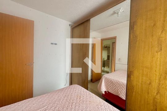 Quarto 1 de apartamento para alugar com 2 quartos, 43m² em Água Chata, Guarulhos