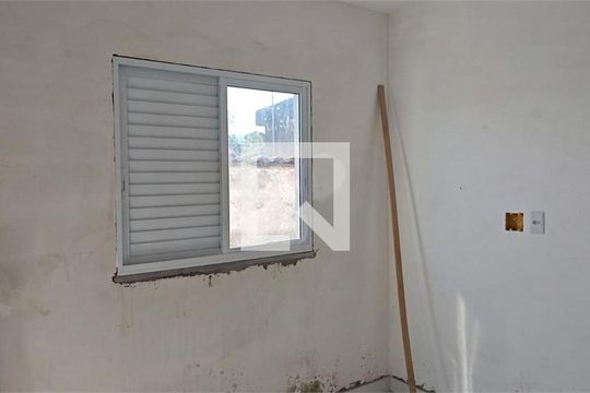 Apartamento à venda com 2 quartos, 39m² em Parque Sao Domingos, São Paulo