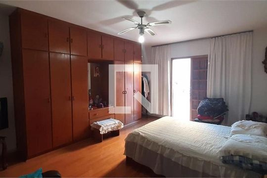 Casa à venda com 4 quartos, 193m² em Jardim São Paulo, São Paulo