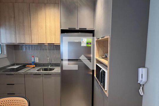 Sala/Cozinha/Quarto de kitnet/studio para alugar com 1 quarto, 31m² em Vila Buarque, São Paulo