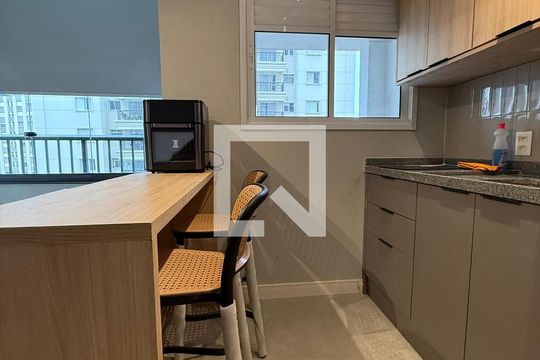 Sala/Cozinha/Quarto de kitnet/studio para alugar com 1 quarto, 31m² em Vila Buarque, São Paulo