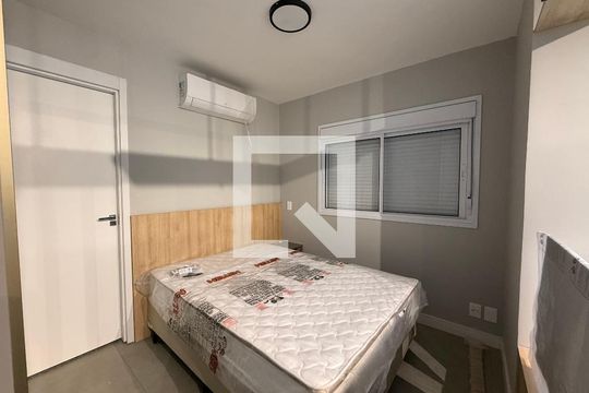 Sala/Cozinha/Quarto de kitnet/studio para alugar com 1 quarto, 31m² em Vila Buarque, São Paulo