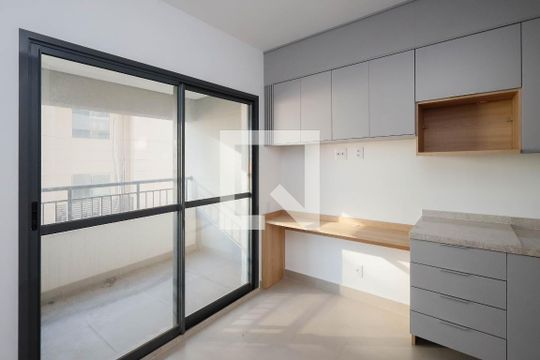 Quarto / Cozinha  de kitnet/studio à venda com 1 quarto, 30m² em Tucuruvi, São Paulo